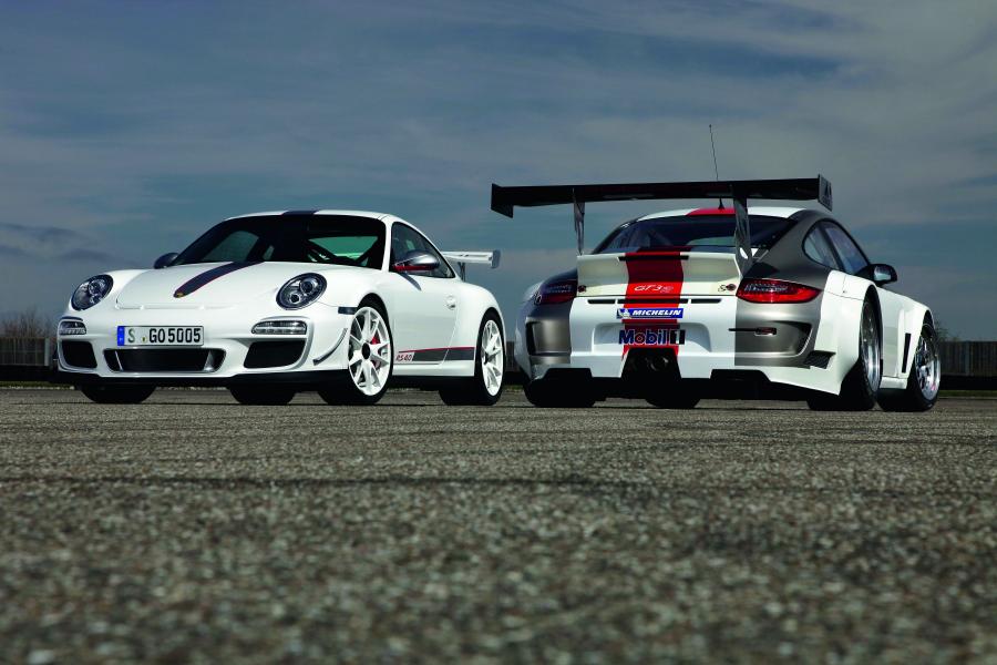  Porsche 911 GT3 RS 4.0 2011 года  (фото 9 из 27)